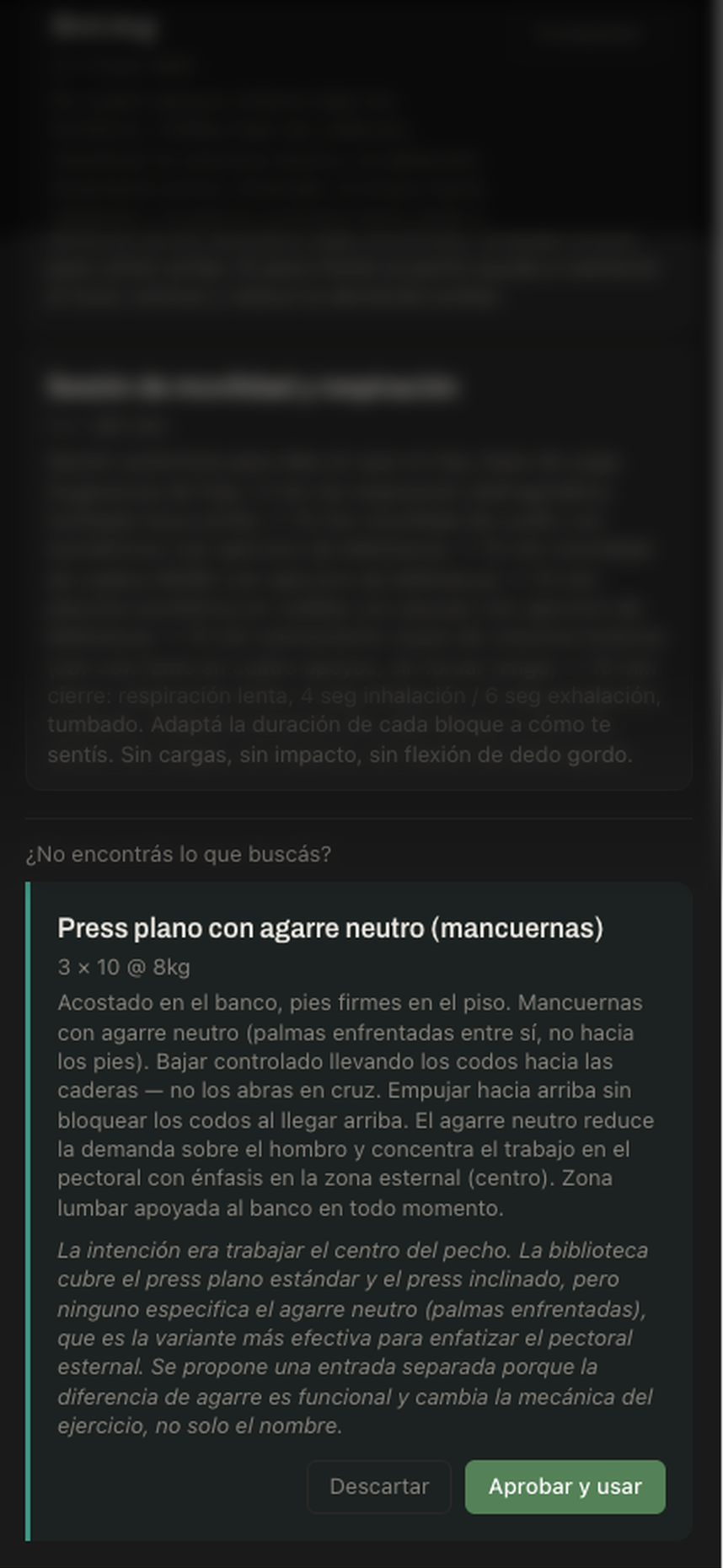 Pantalla de REBUILD: la IA propone un ejercicio alternativo con su explicación y los botones Descartar y Aprobar y usar.