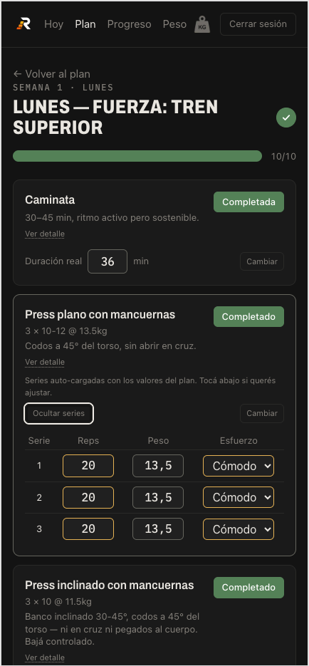 Sesión del día en REBUILD: lista de ejercicios completados con el registro de series, repeticiones, peso y esfuerzo.
